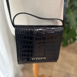 Brighton Croc-Embossed Leather Organizer Crossbody –‎ Black, Heart Mirror
